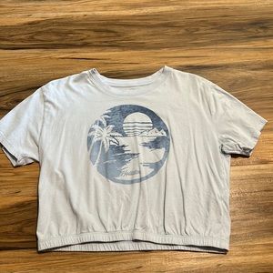 Hollister light blue cropped tshirt